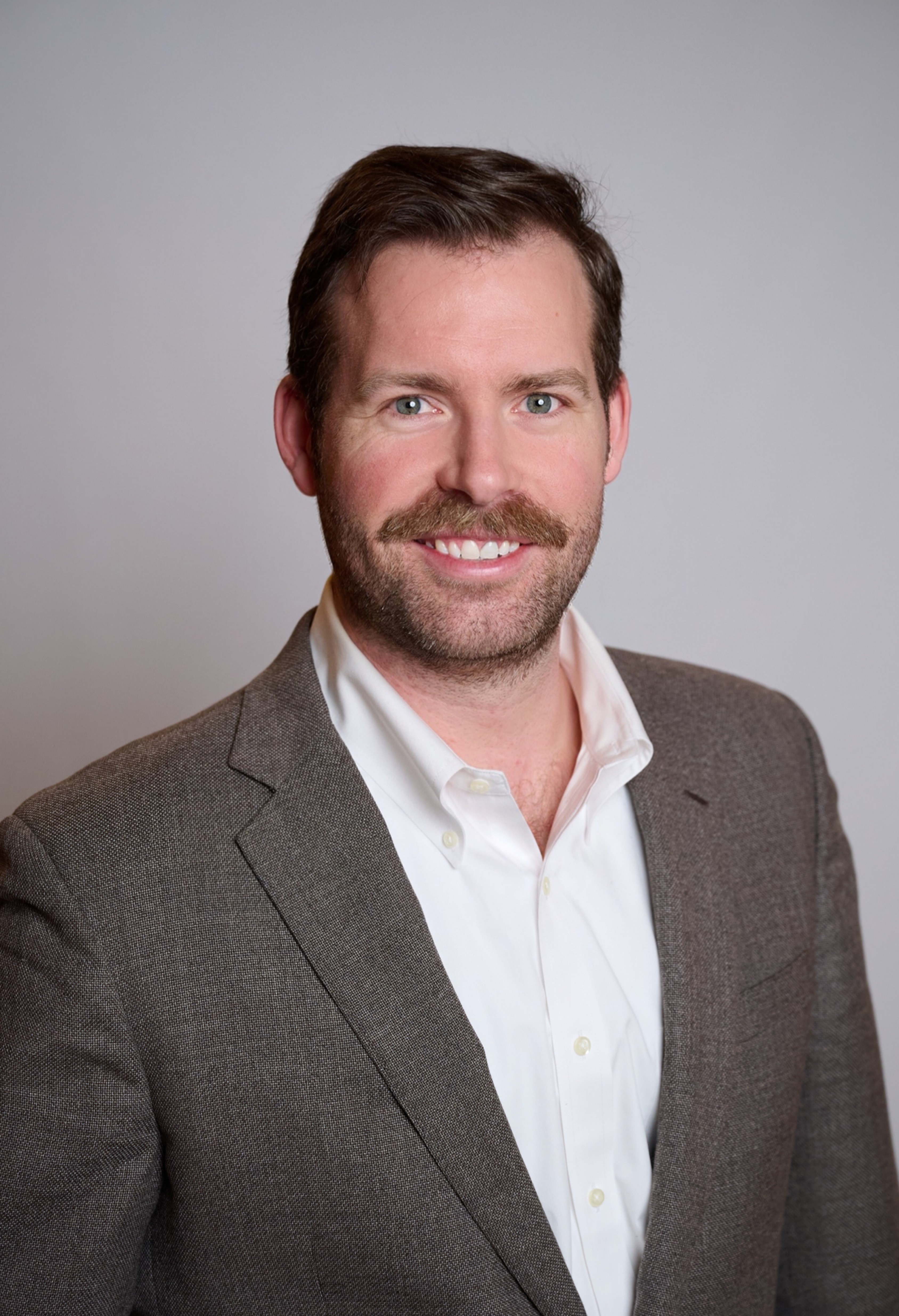 Ross  Thomas Team Contact Image